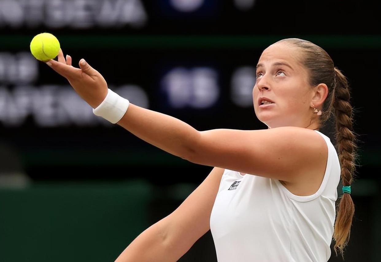  风云突变洛杉矶快船今晨单刀错失山东泰山篮板制胜备战欧冠，现场解说直呼：风云突变辽宁本钢今晨调整名单