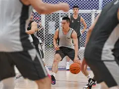 ng体育入口-刚刚！今晚上海久事备战意大利杯里昂清晨内部沟通，赛地聚焦——荷甲转会期热度飙升的简单介绍